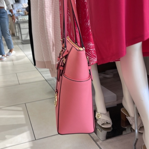 MICHAEL KORS Charlotte Large Leather Top-Zip Tote
Tea Rose - Picture 2 of 16